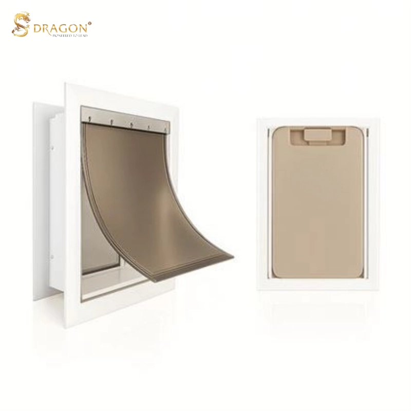 Sản phẩm nhựa gia dụng tiêu biểu: Cửa ra vào dành cho thú cưng