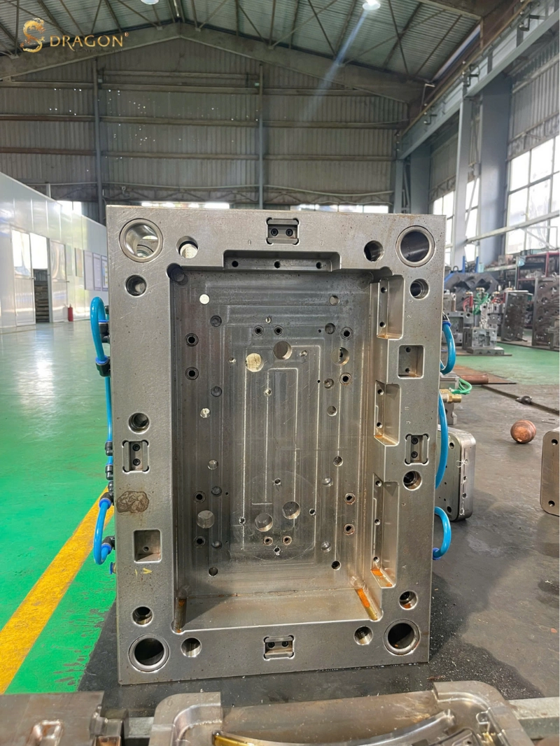 Công nghệ ép phun nhựa và vai trò trong sản xuất công nghiệp